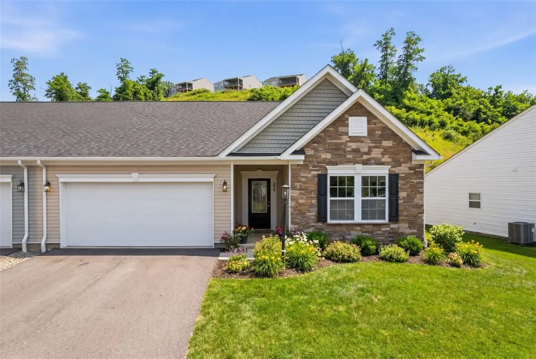 298 Olivia Dr, Plum, PA 15068 - #1