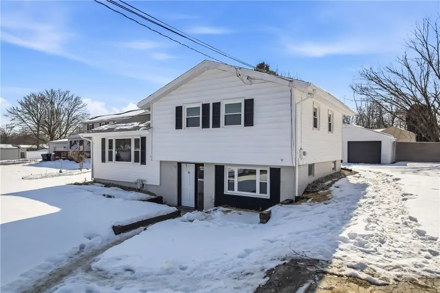 1480 George St, Hermitage, PA 16148 - #2