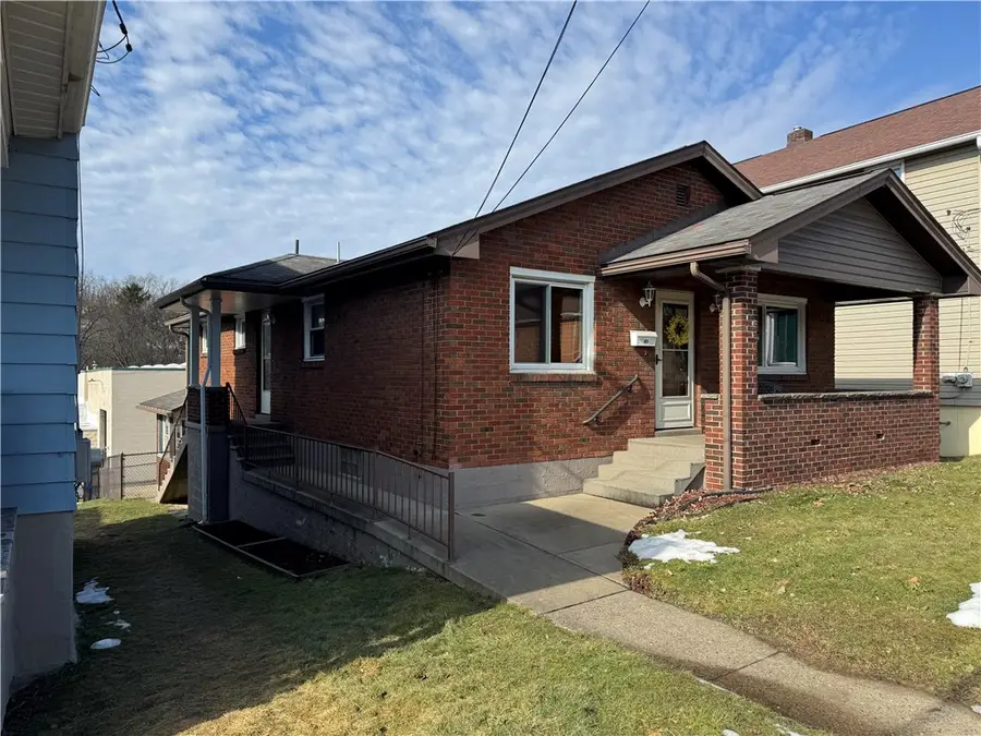 108 S Hamilton Ave, Greensburg, PA 15601 - #2