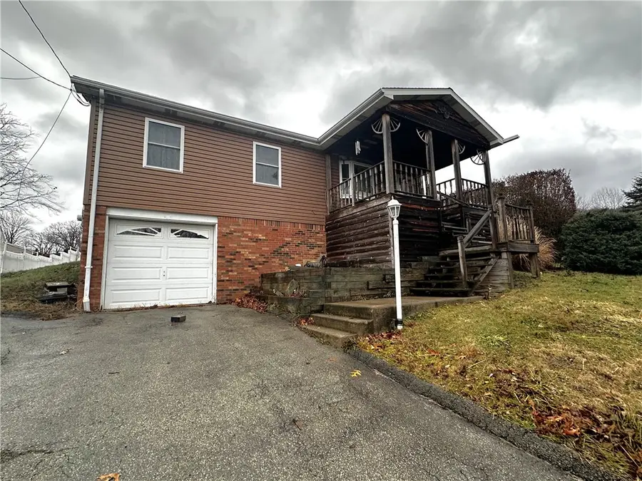 509 S Summit Street, Derry, PA 15627 - #2