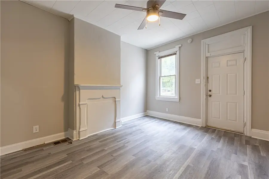 3144 1/4 Mcclure Avenue, Pittsburgh, PA 15212 - #3