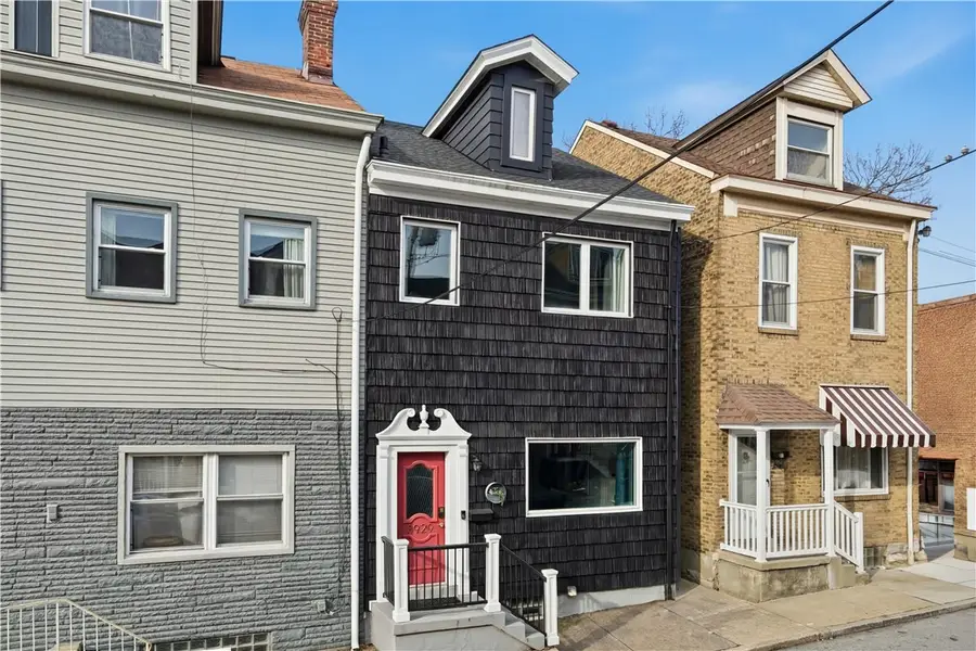 3929 Mintwood St, Pittsburgh, PA 15224 - #2