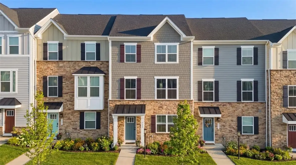 4604 Spruce Rd, Hampton, PA 15044 - #1