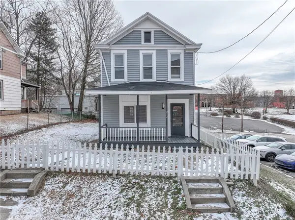 212 Ridge Ave, New Kensington, PA 15068