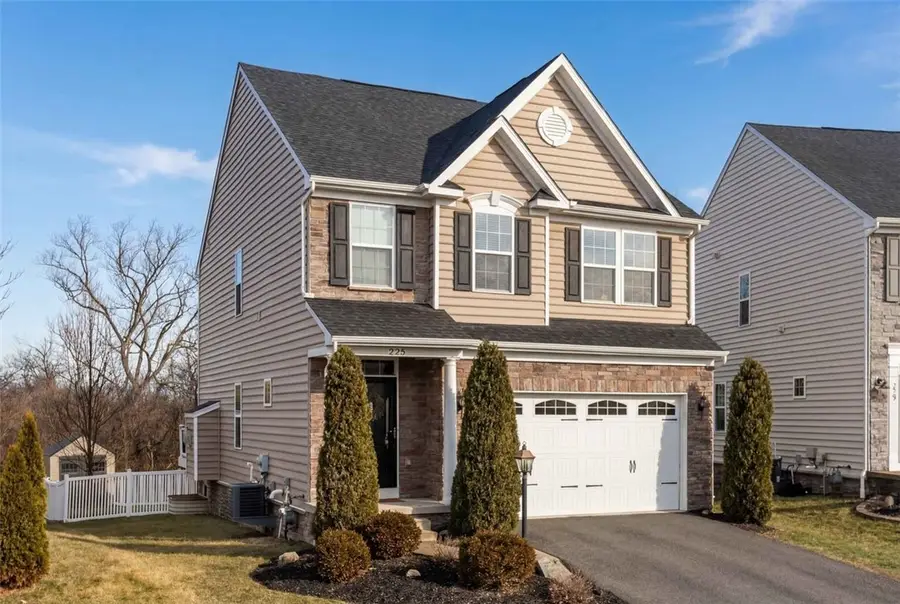 225 Sunrise Drive, Carnegie, PA 15106 - #2