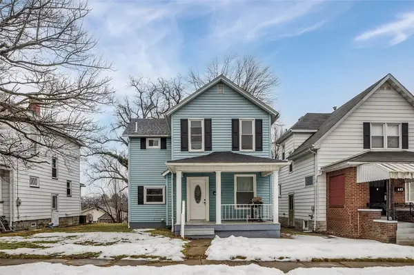 641 1st Ave, Ellwood City, PA 16117