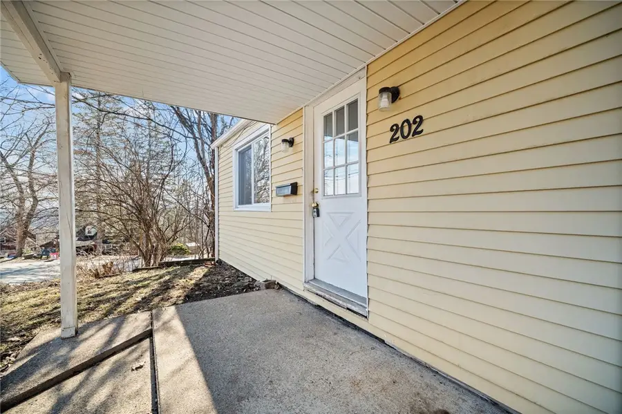 202 Duffield Ave, Penn Hills, PA 15235 - #3