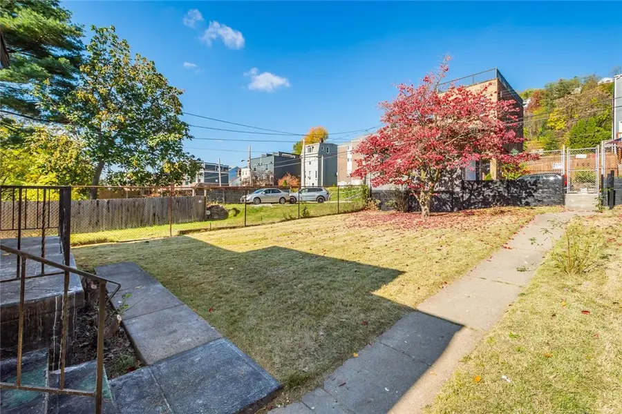 221 Alpine Ave, Pittsburgh, PA 15212 - #2