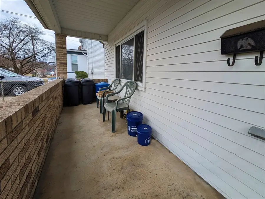 646 Liberty Ave, Carnegie, PA 15106 - #2