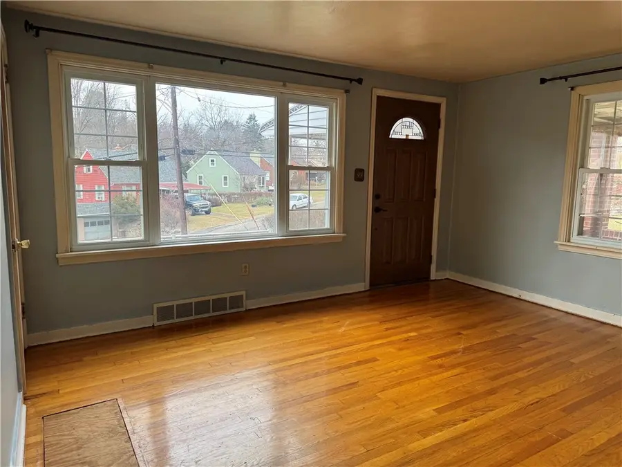 6412 Helen St, South Park, PA 15129 - #3