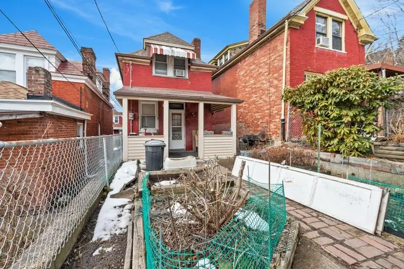 106 Romeyn St, Pittsburgh, PA 15210 - #2
