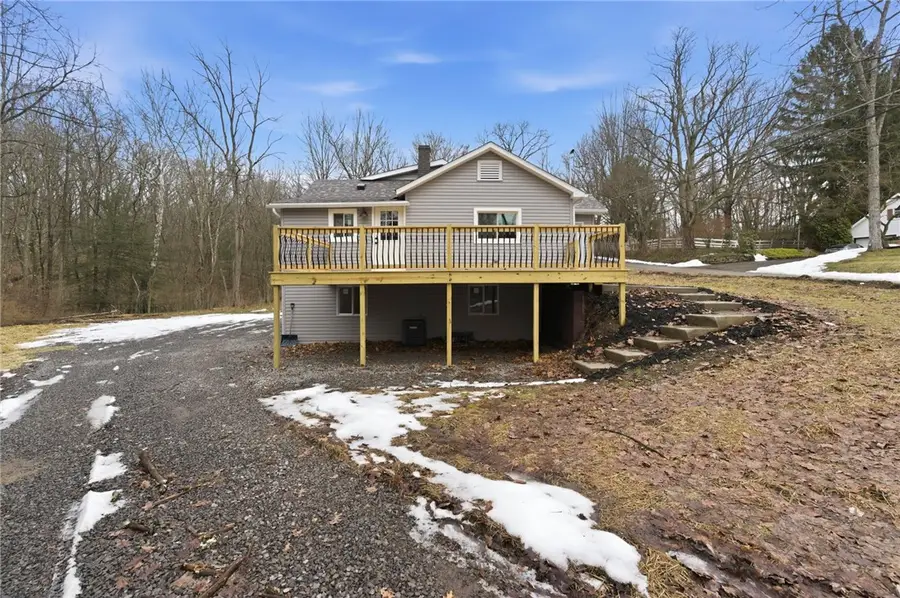 2421 Graceland Rd, New Castle, PA 16105 - #3