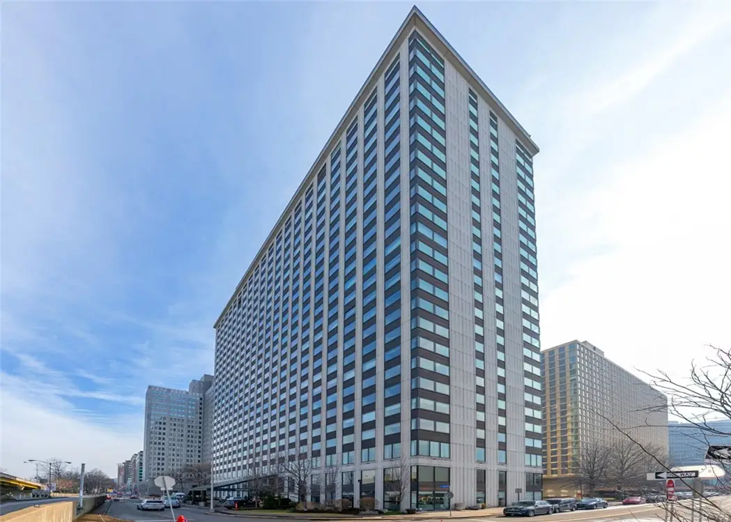 320 Fort Duquesne Blvd #8N, Pittsburgh, PA 15222 - #1