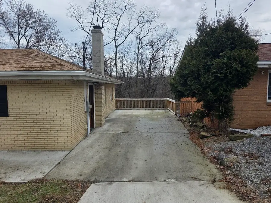 3216 Brodhead Road, Center, PA 15001 - #2