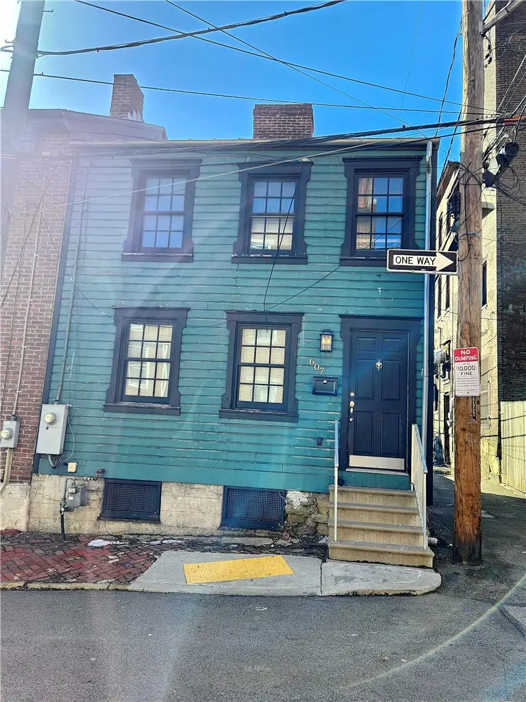 607 Middle St, Pittsburgh, PA 15212 - #1