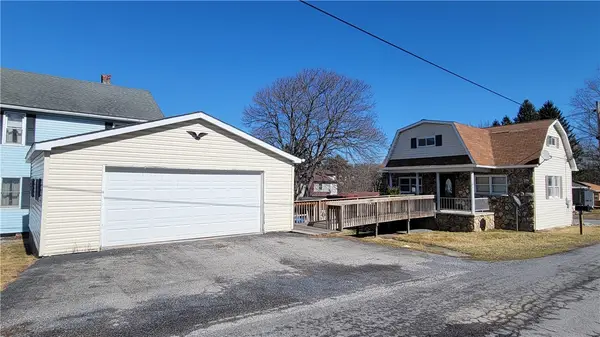 60 Strayer Street, Central City, PA 15926