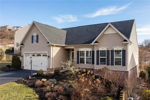 412 Fox Ridge Dr, North Strabane, PA 15317