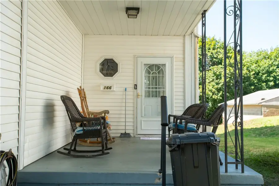 166 Pennsylvania Ave, Rochester, PA 15074 - #3