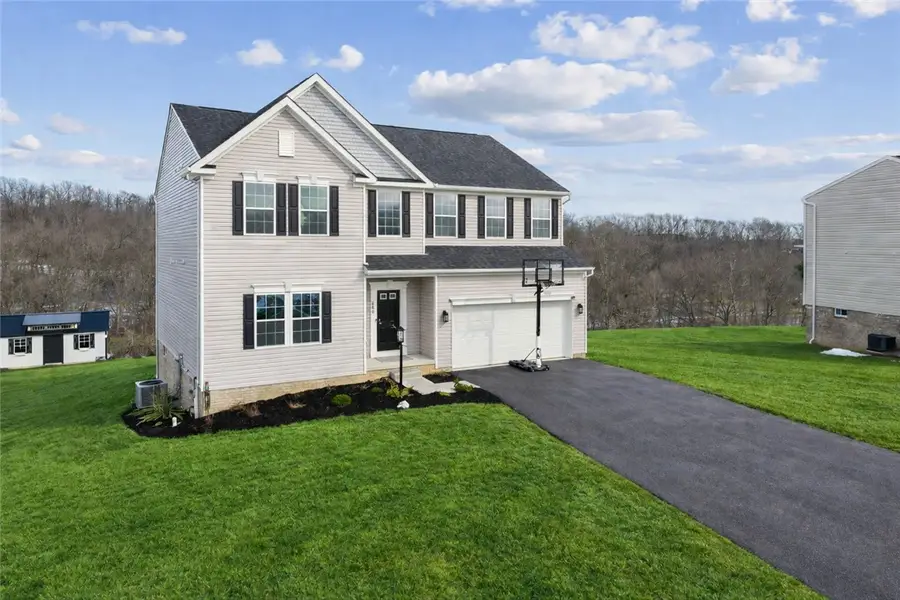 240 Victoria Dr, Pittsburgh, PA 15239 - #2