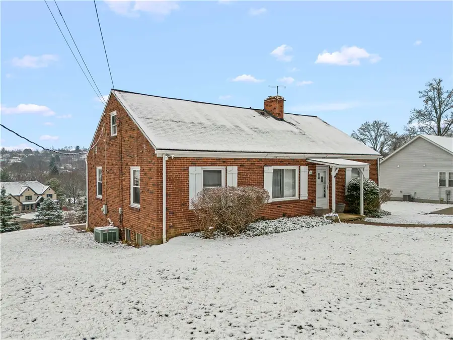 208 Frederick Drive, Upper Saint Clair, PA 15241 - #3