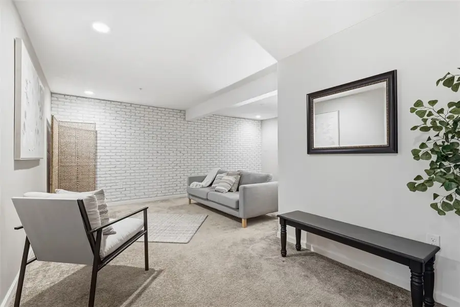 139 Rylie Dr, Jackson, PA 16037 - #2