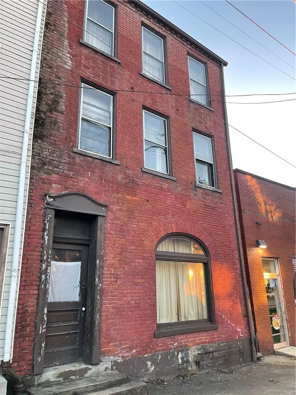 406 Market St, Brownsville, PA 15417