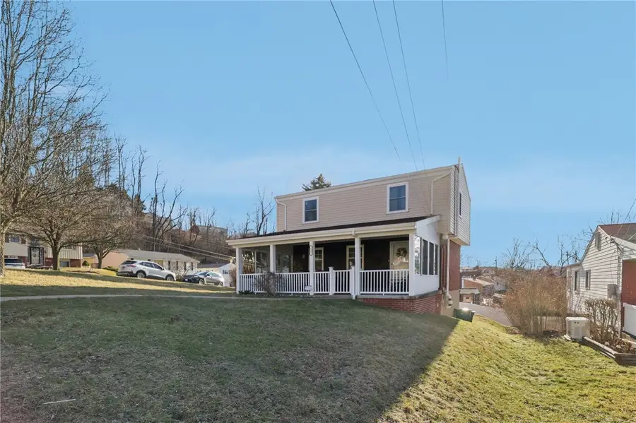 101 Penfield Pl, Green Tree, PA 15220 - #3