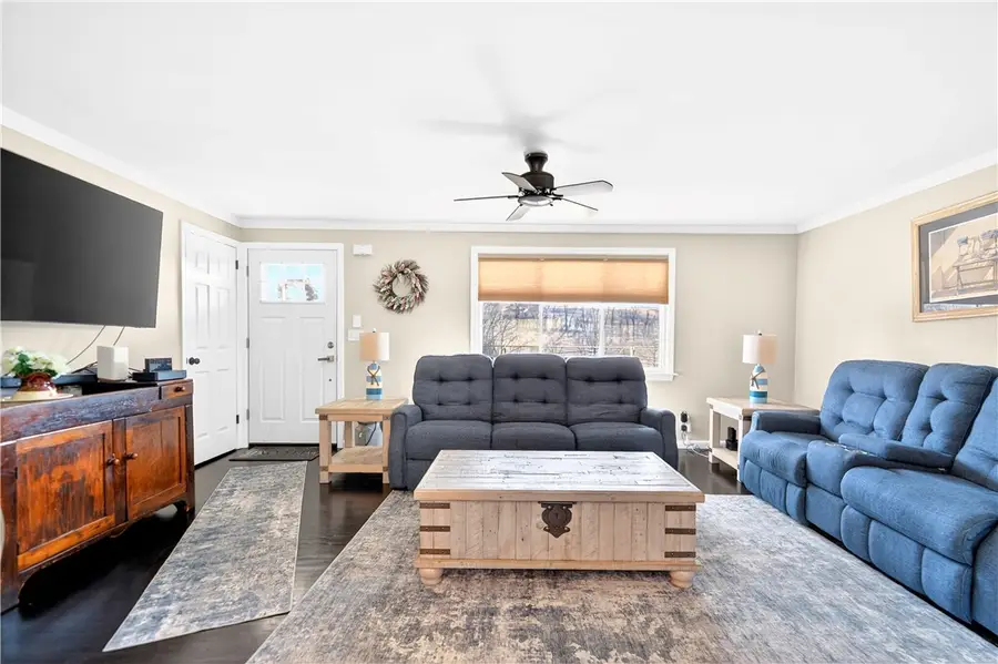 1245 Rostraver Rd., Belle Vernon, PA 15012 - #3