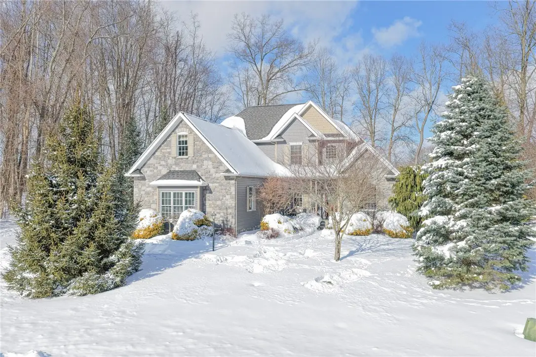 272 Cabernet Drive, New Castle, PA 16105 - #1