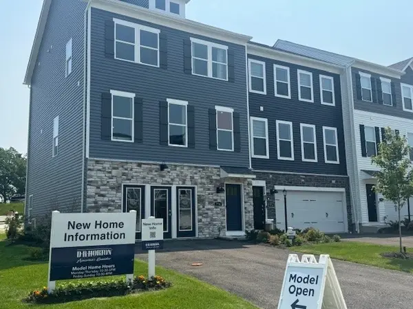 767 Olivia St, Pittsburgh, PA 15205