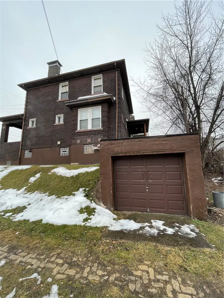 1600 Mcclure St, Homestead, PA 15120 - #2