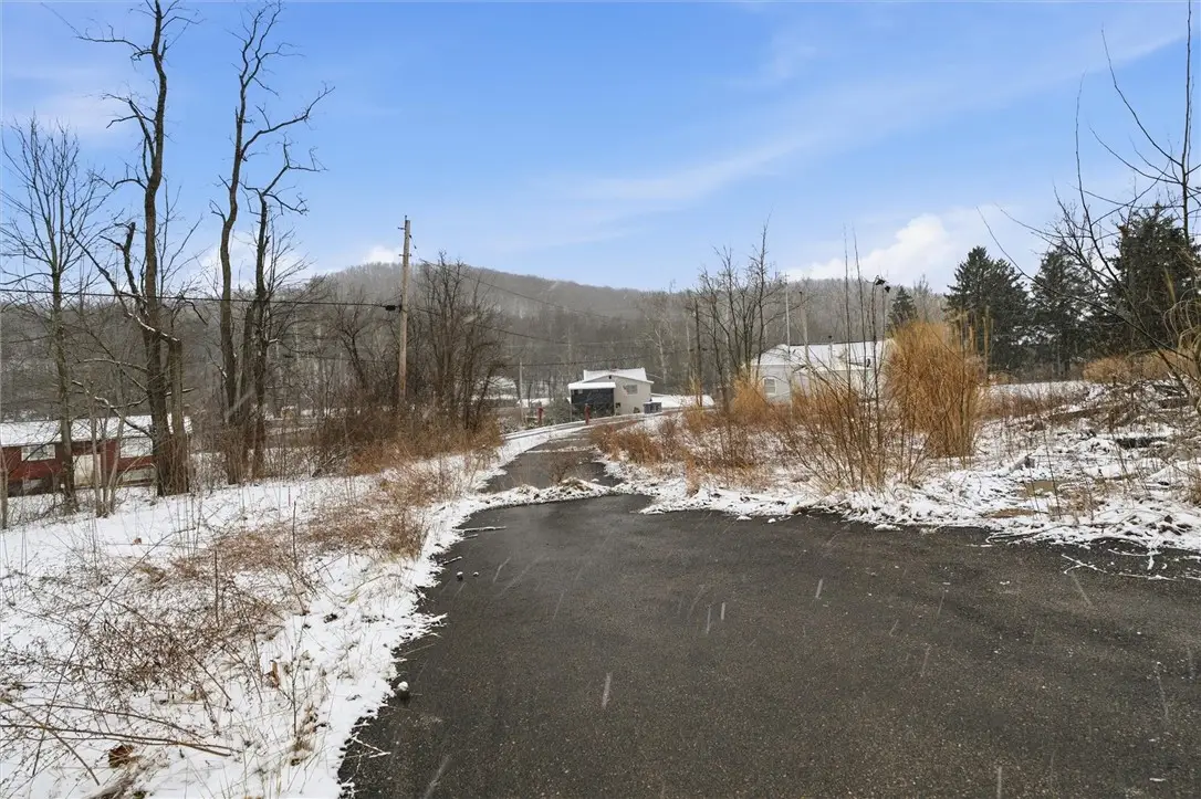 211 Garden Ln, Mount Pleasant, PA 15666 - #1