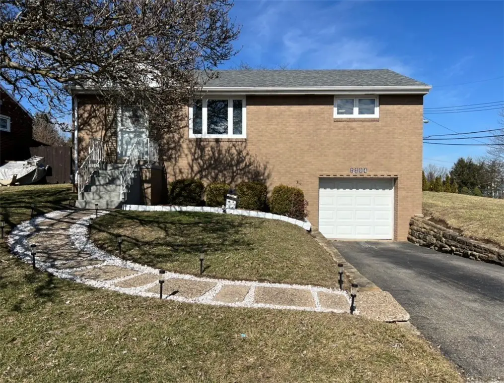 2204 Lynnbrook Ave, Brookline, PA 15226 - #1