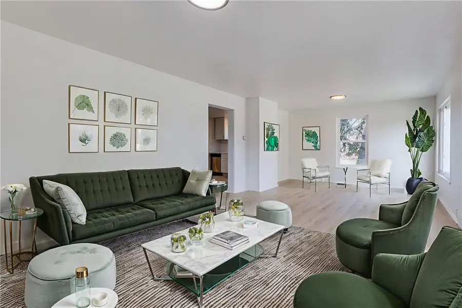 533 Center Hill Rd, Pittsburgh, PA 15239 - #3