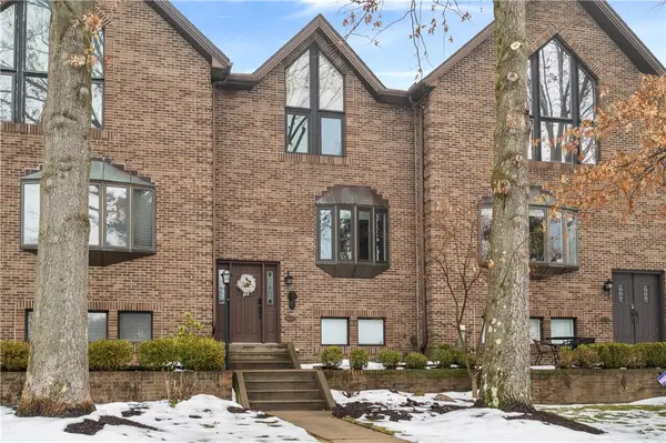 10098 Mansion Dr, McCandless, PA 15044