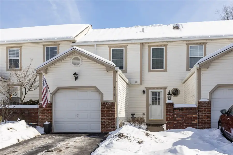 1465 Yorktown Dr, Lawrence, PA 15055 - #2