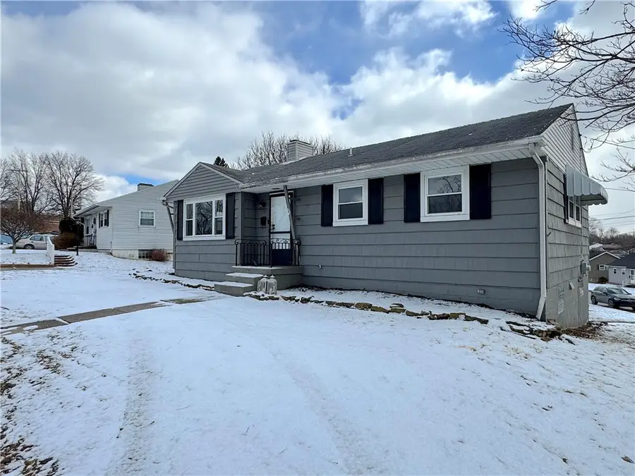 75 N Westmoreland Ave, Hempfield, PA 15601 - #3