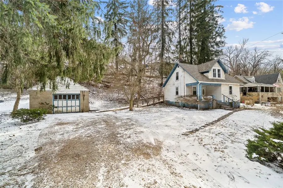 1341 Scrubgrass Rd, Scott, PA 15106 - #2