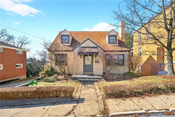 221 Park Ave, West View, PA 15229