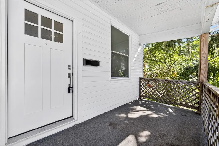 516 Carolyn Ave., Bellevue, PA 15212 - #2