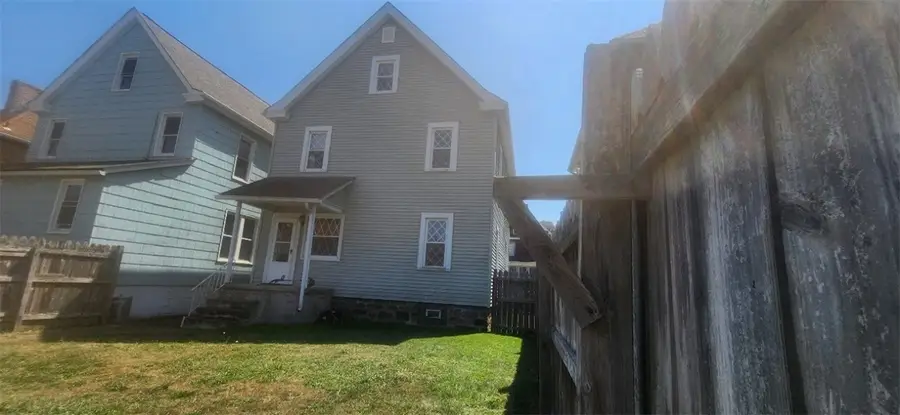 500 Wayne Avenue, Ellwood City, PA 16117 - #3