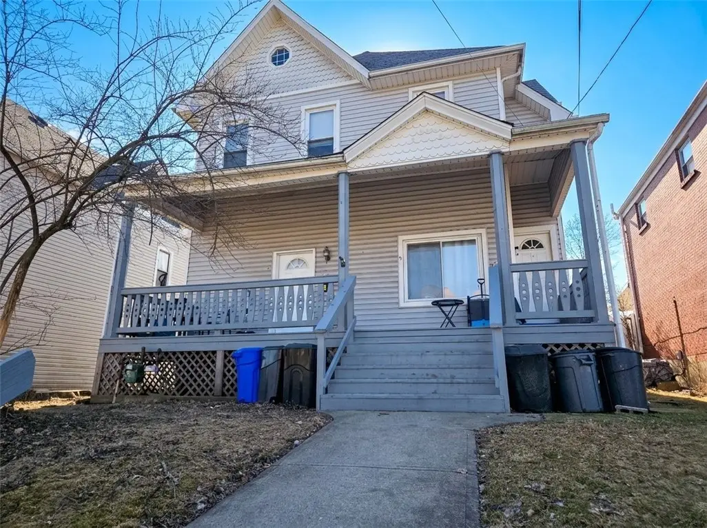 15 Warren St, Crafton, PA 15205 - #1