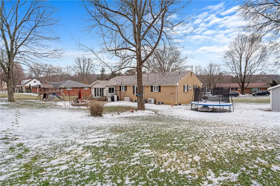 114 Orchard Hilands Dr, Peters, PA 15367 - #2