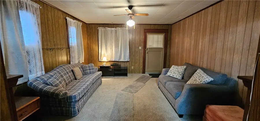 1945 Morris St, New Castle, PA 16102 - #2