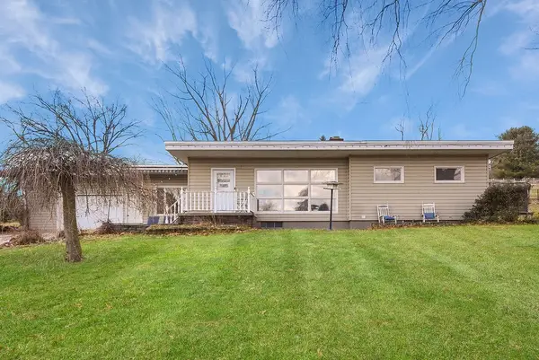 139 Camp Run Rd, Lancaster Twp, PA 16037