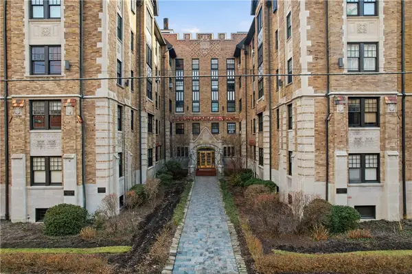 166 N Dithridge Street #5G, Oakland, PA 15213