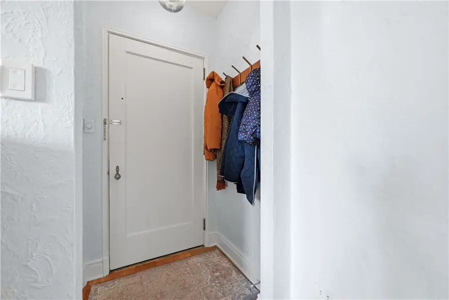 166 N Dithridge Street #5G, Oakland, PA 15213 - #2