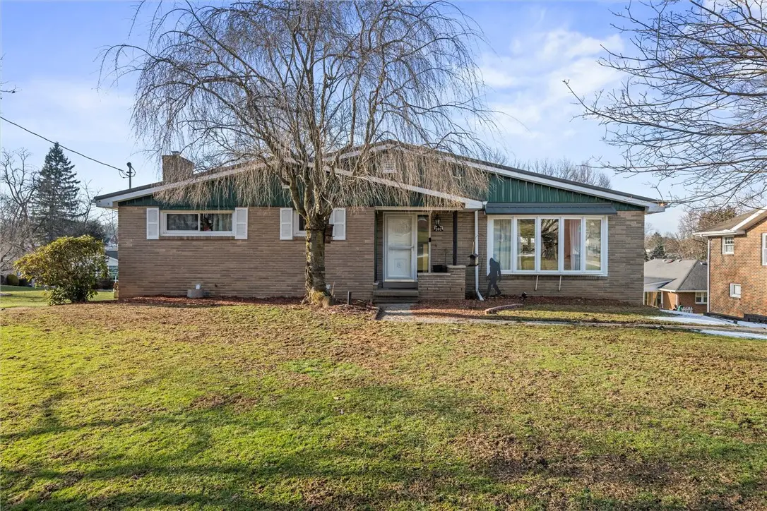 202 James Steet, West Leechburg, PA 15656 - #1