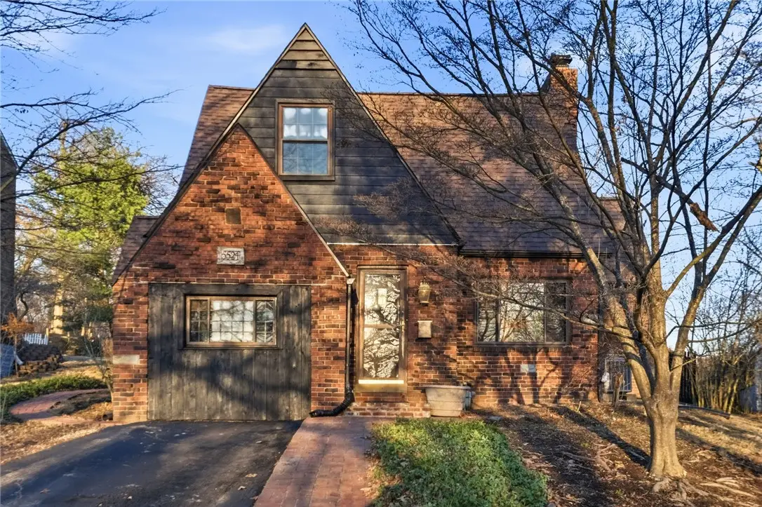 5524 Zieger Ave, Verona, PA 15147 - #1