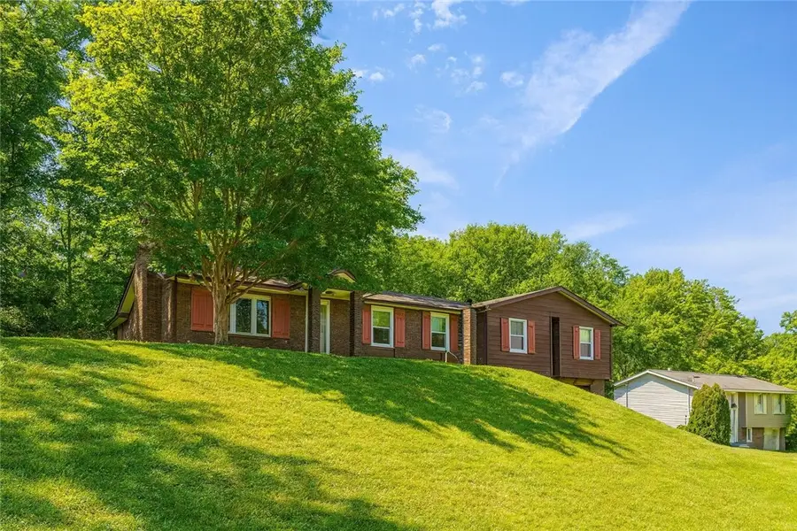 143 Northview Cir, Beaver, PA 15009 - #2